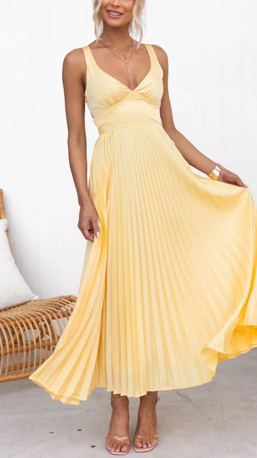 Jiesel | Women’s Yellow Pleated V-Neck Maxi Dress