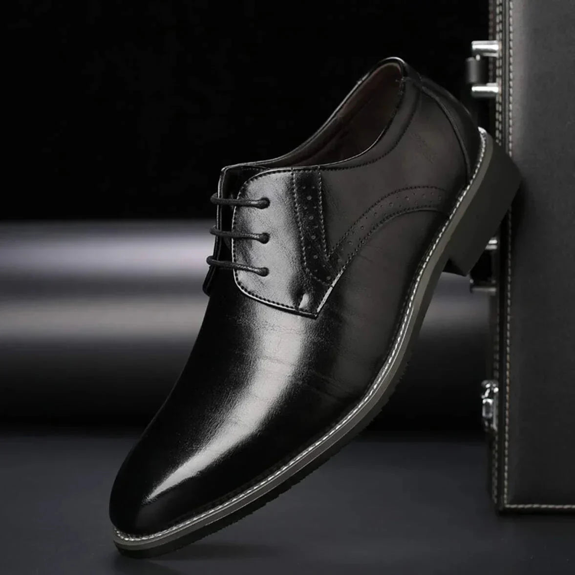 Dame| Men’s Leather Oxford Shoes – Classic Lace-Up with Brogue Detailing