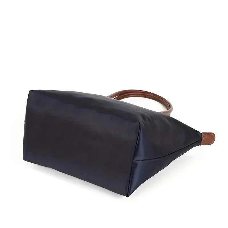 Amara | Women’s Elegance-Urban Handbag – Nylon & Leather Design