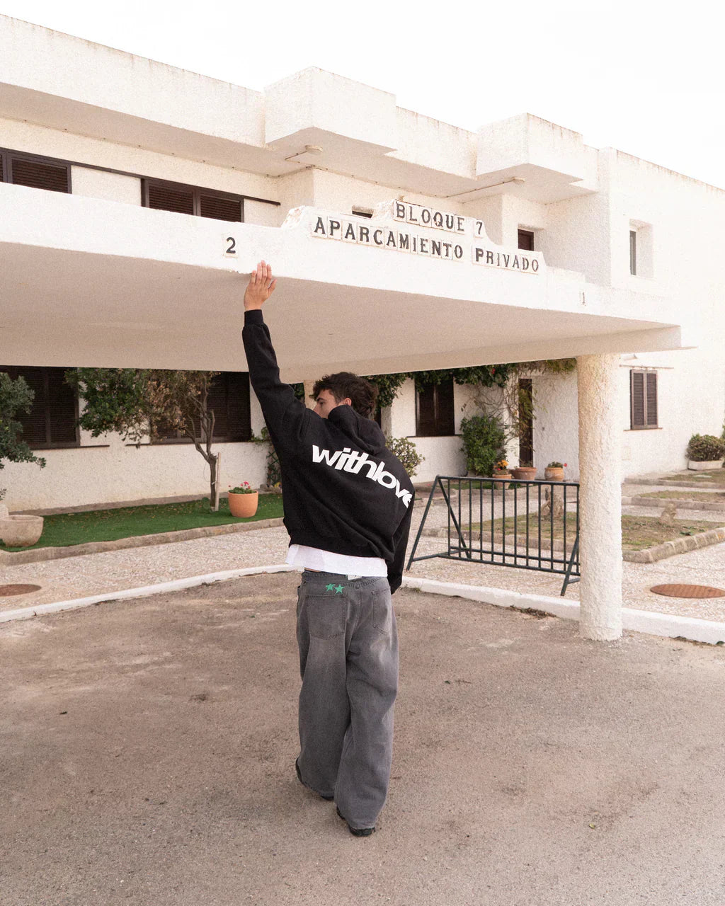 Isaac | Stylish “With Love” Hoodie – Comfort Meets Modern Design